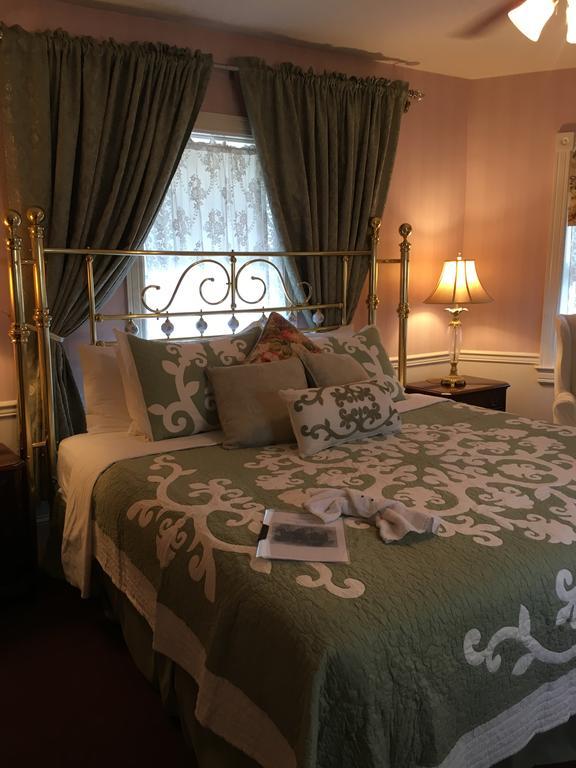 Parsonage Inn Bed And Breakfast Saint Michaels Extérieur photo