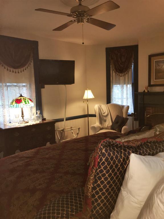 Parsonage Inn Bed And Breakfast Saint Michaels Extérieur photo