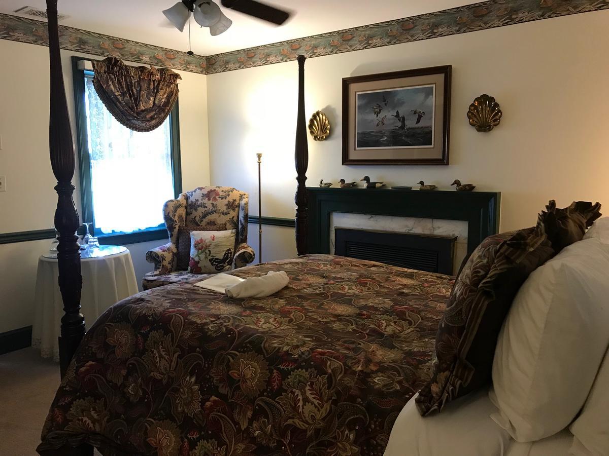 Parsonage Inn Bed And Breakfast Saint Michaels Extérieur photo