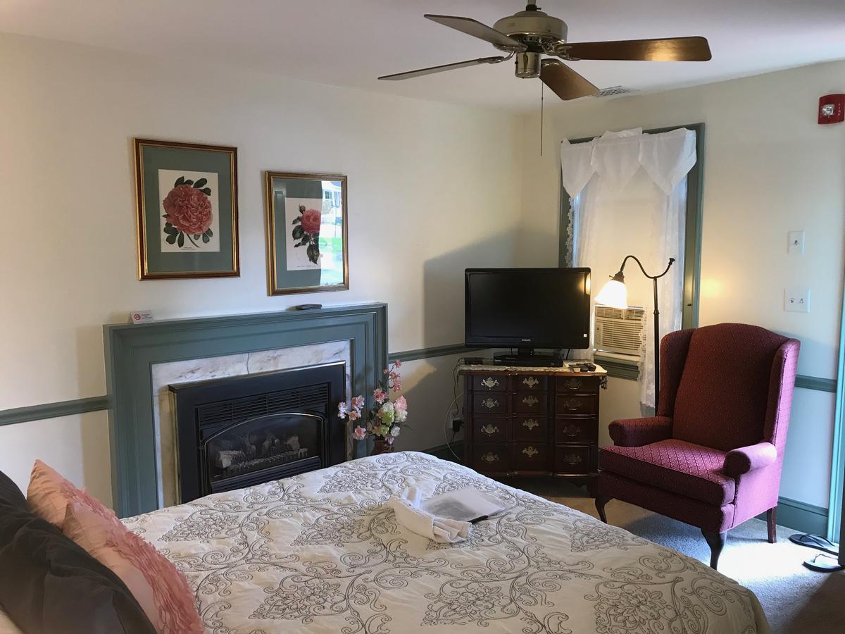 Parsonage Inn Bed And Breakfast Saint Michaels Extérieur photo
