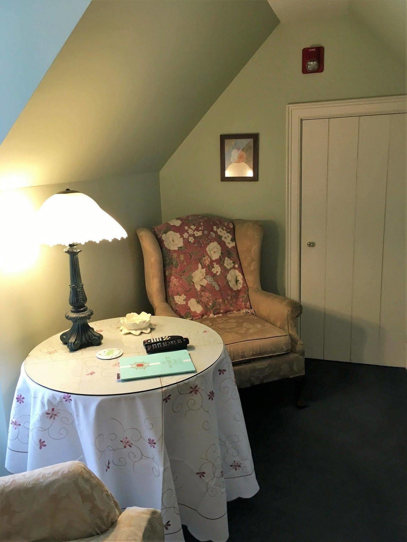 Parsonage Inn Bed And Breakfast Saint Michaels Extérieur photo