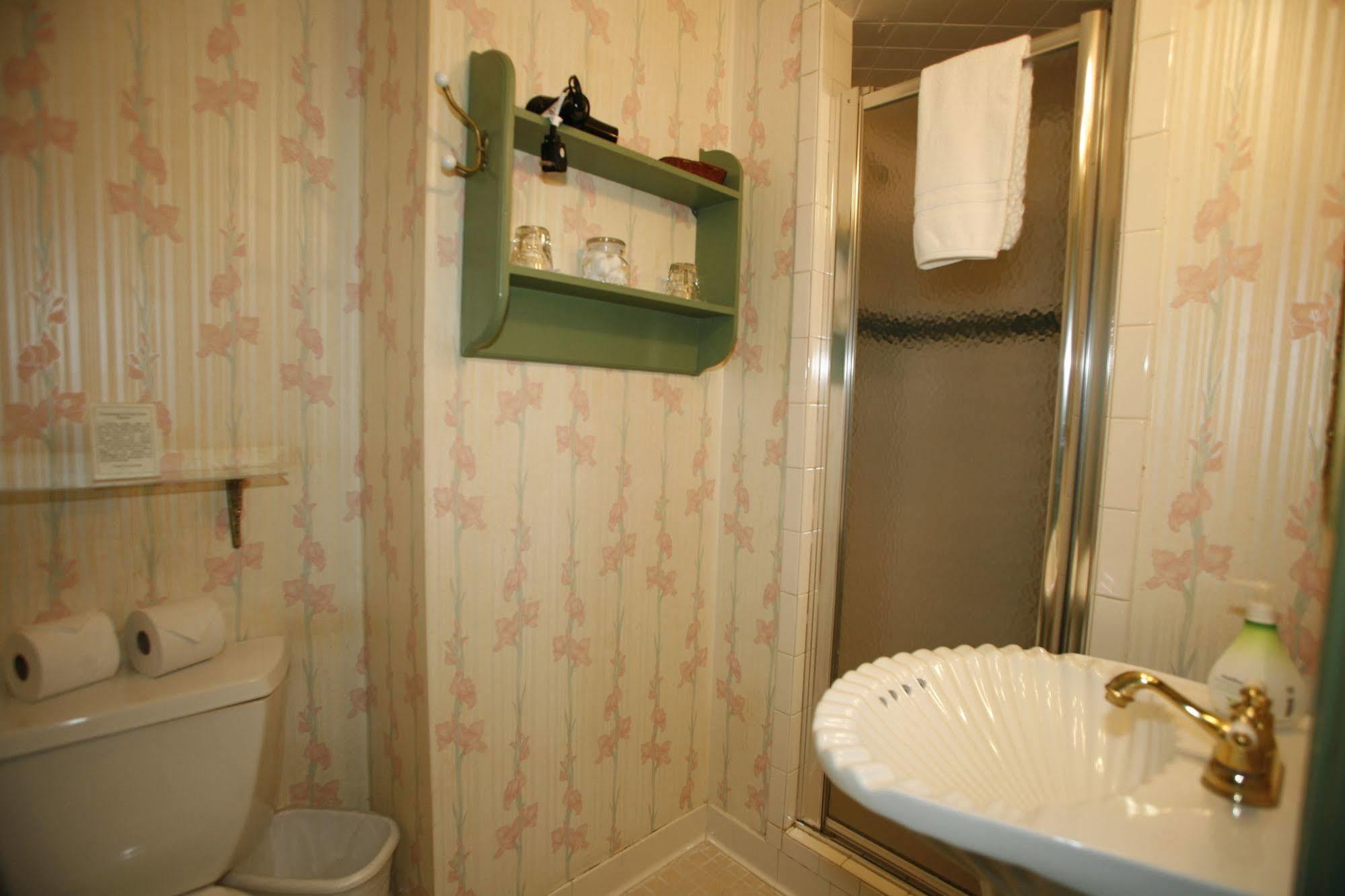 Parsonage Inn Bed And Breakfast Saint Michaels Extérieur photo